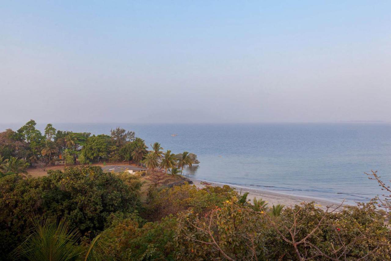 The Blue Horizon By Stayvista - Featuring A Beach-View Villa With A Swimming Pool, Indoor Games, And A Relaxing Balcony Alībāg Extérieur photo